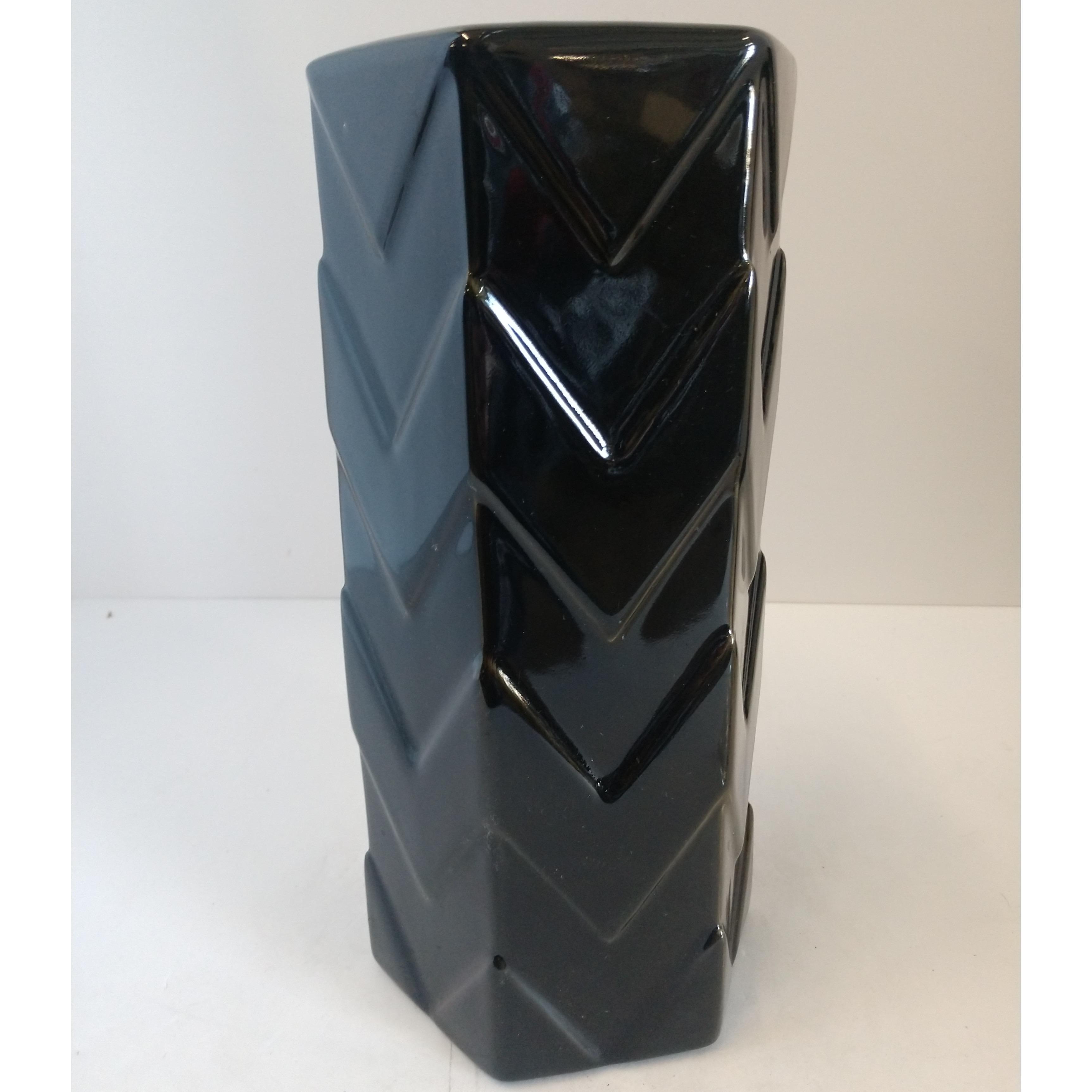 Vase Sm Black