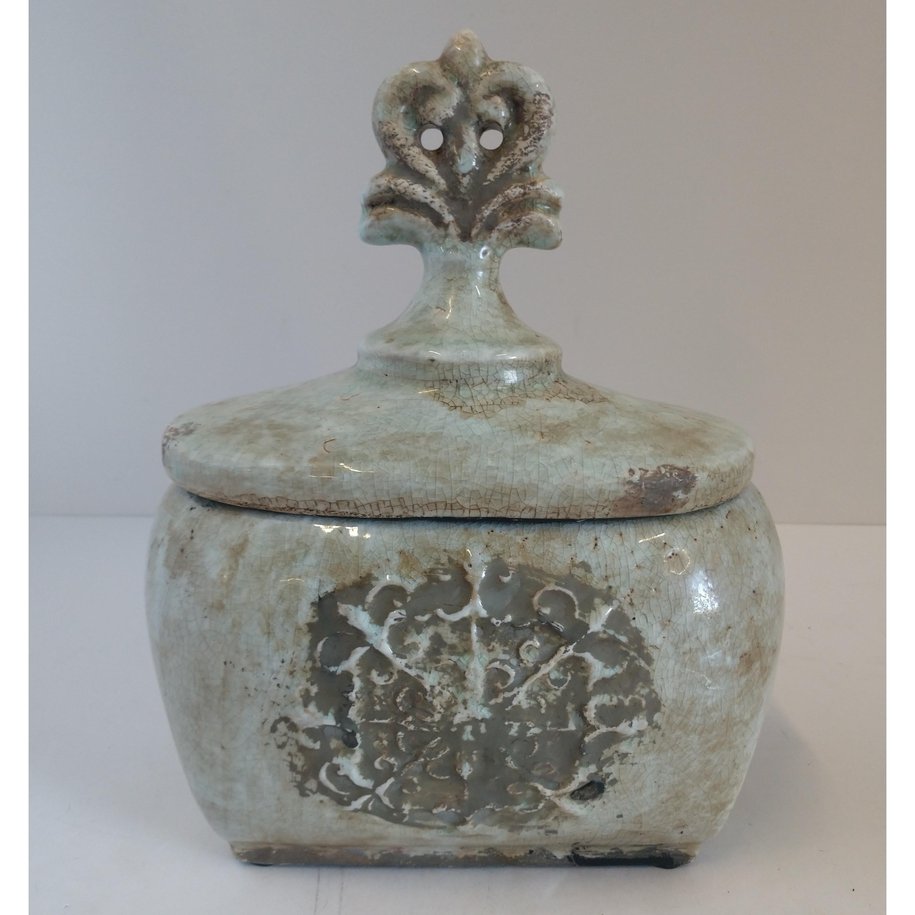 Sculpture W Lid