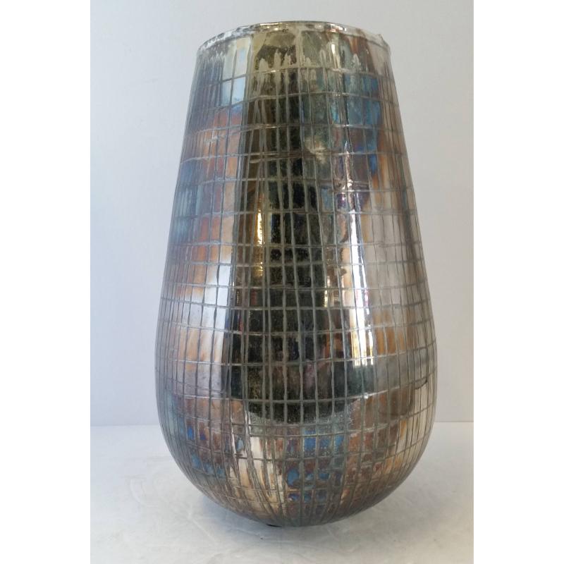 Vase Mirrored