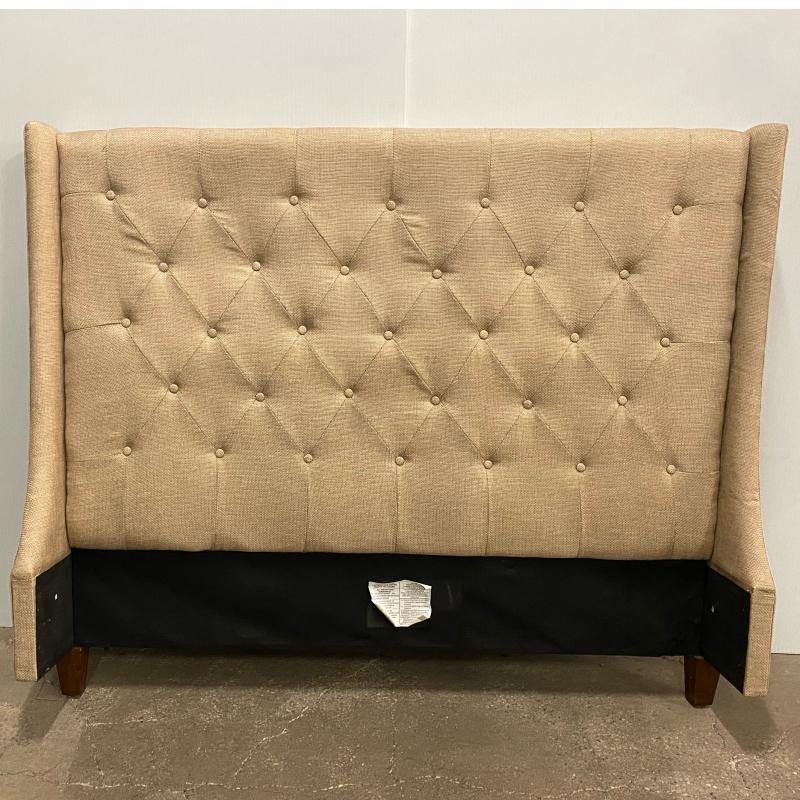 Tufted Queen Bed