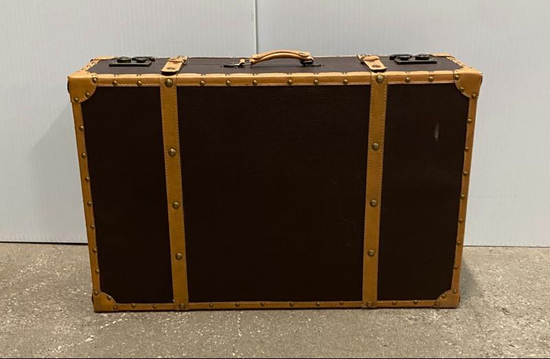 Large Trunk
