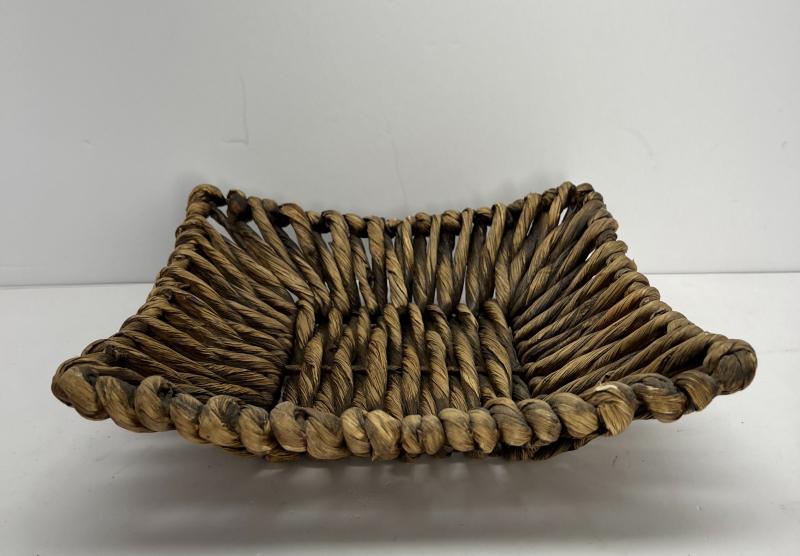 Square Wicker Tray