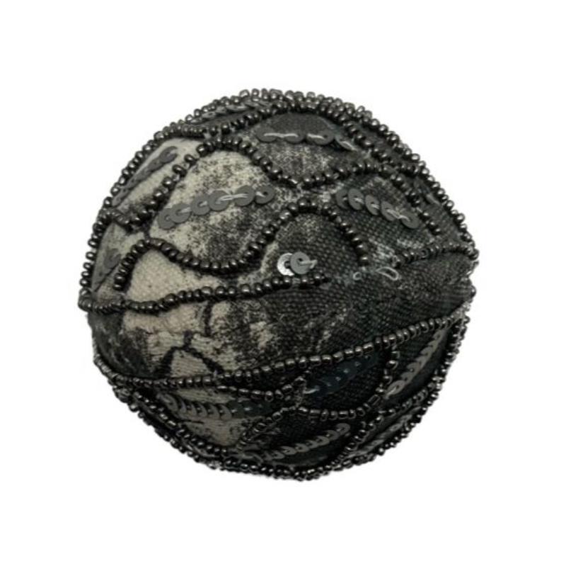 Cloth Ball W/ Sequence