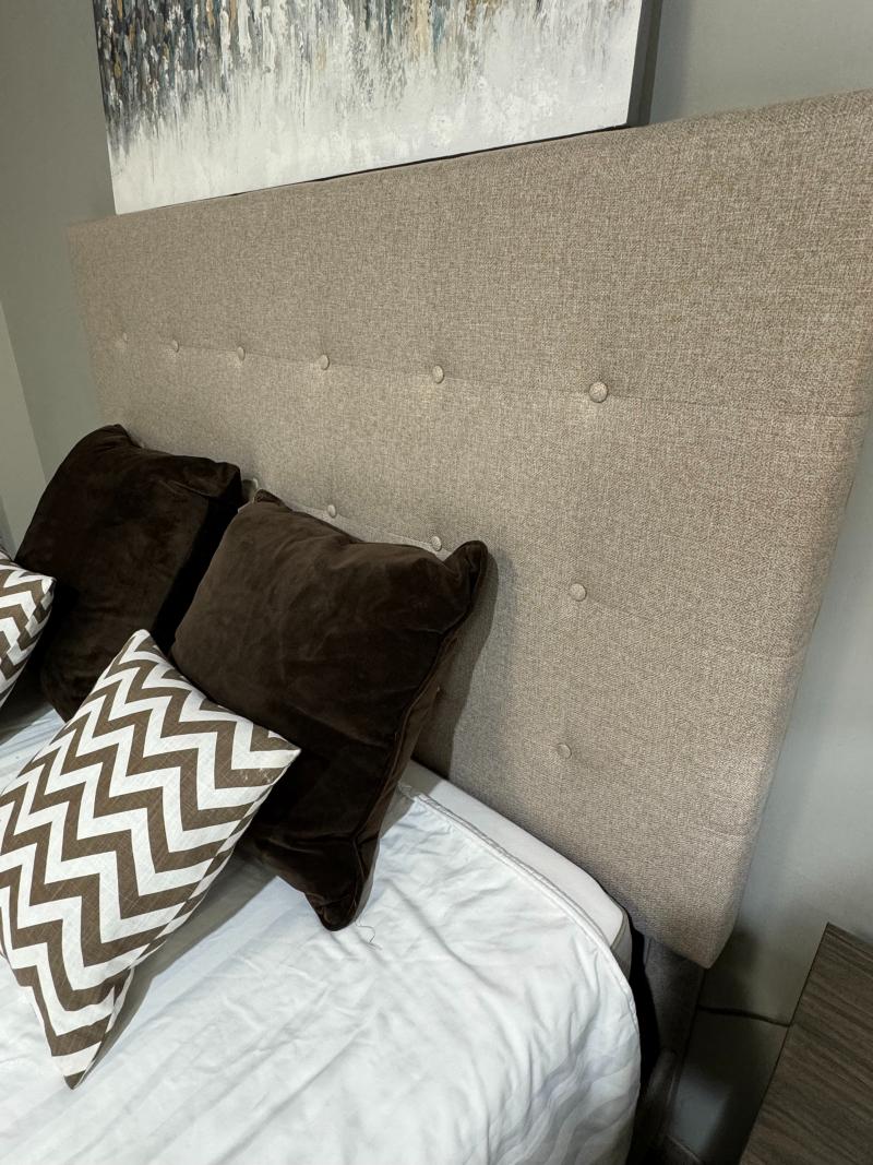 Queen Bed