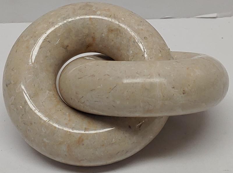 Figural Knot Loops