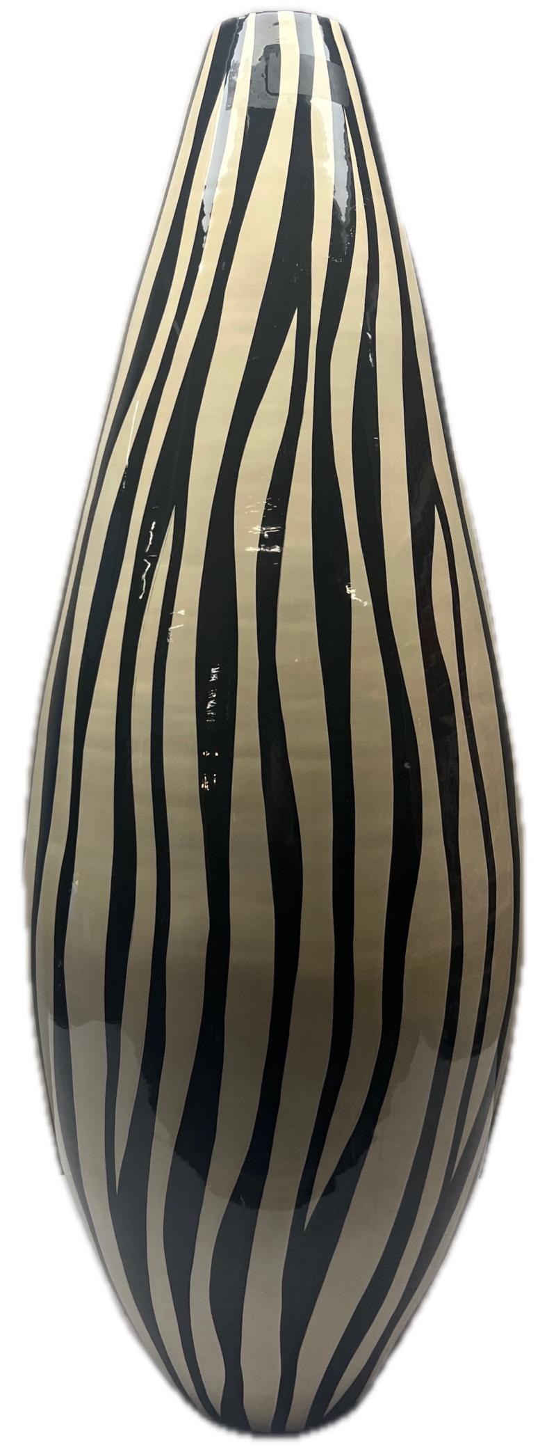 Black & White Vase